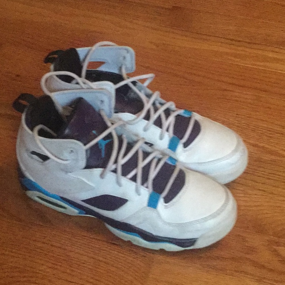 Jordan flight club blue and purple